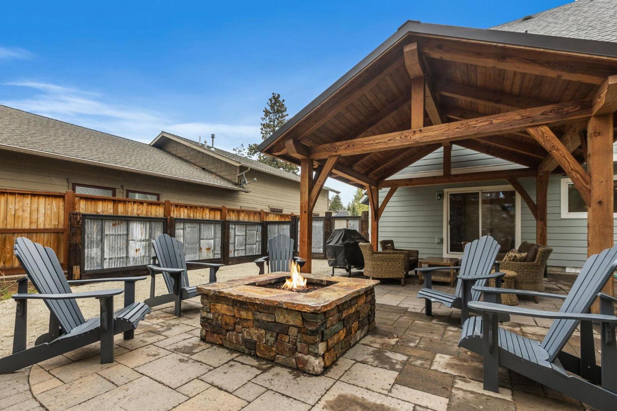 Ye Old Mill Haus Villa Bend Exterior foto