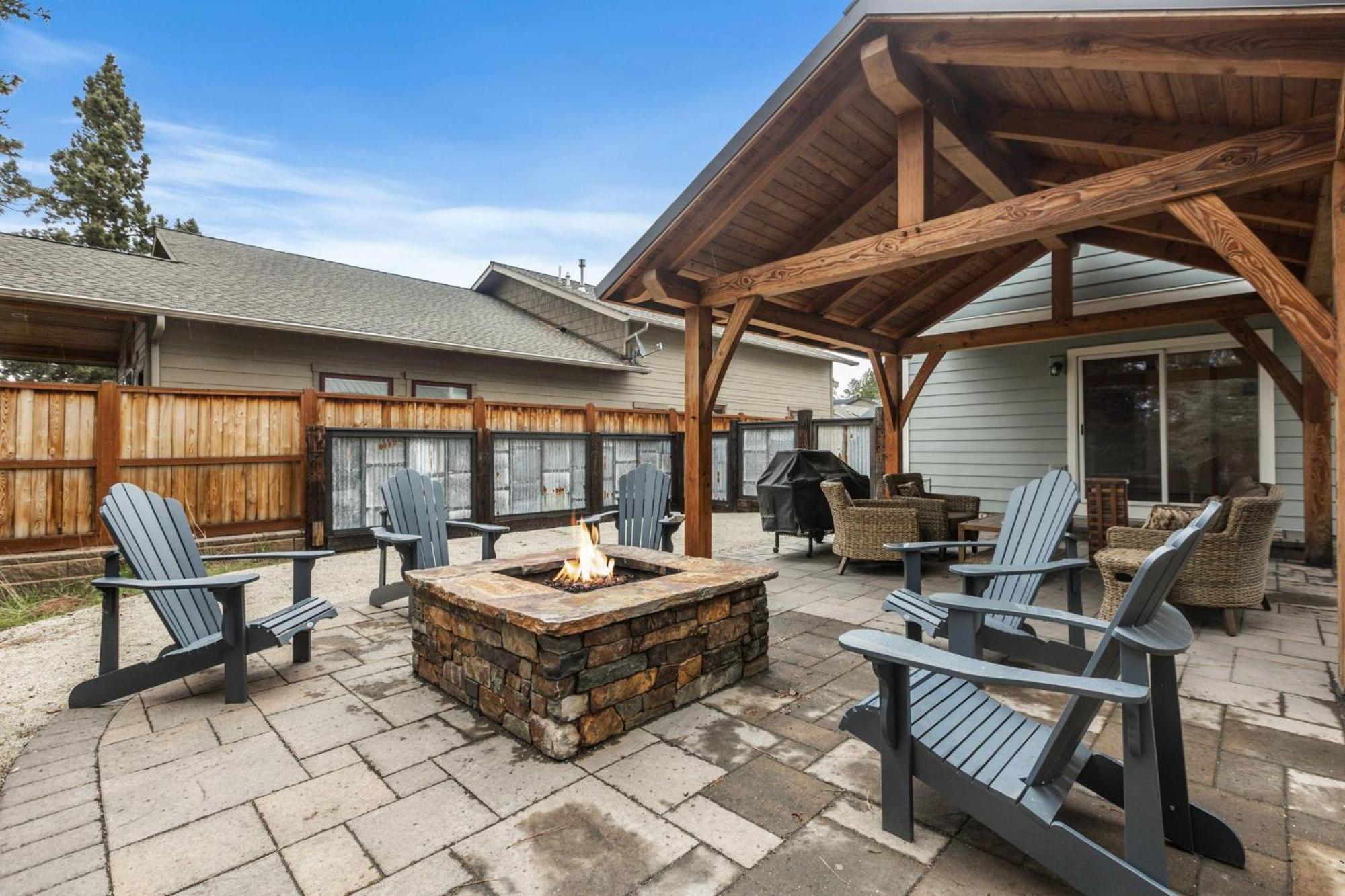 Ye Old Mill Haus Villa Bend Exterior foto